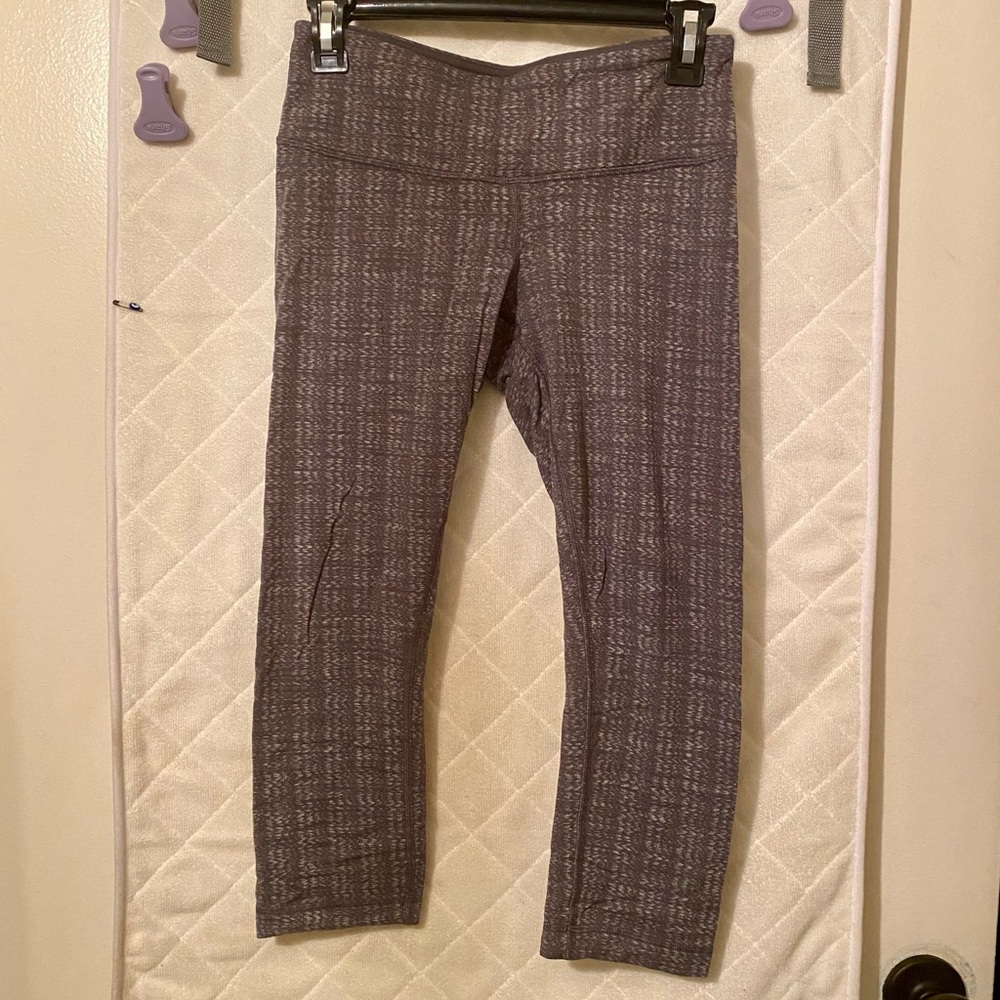 Lululemon Gray Crop Leggings